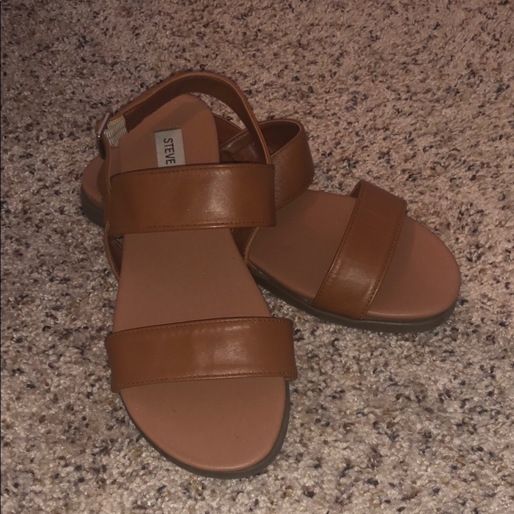 Steve Madden sandals. - Picture 2 of 3